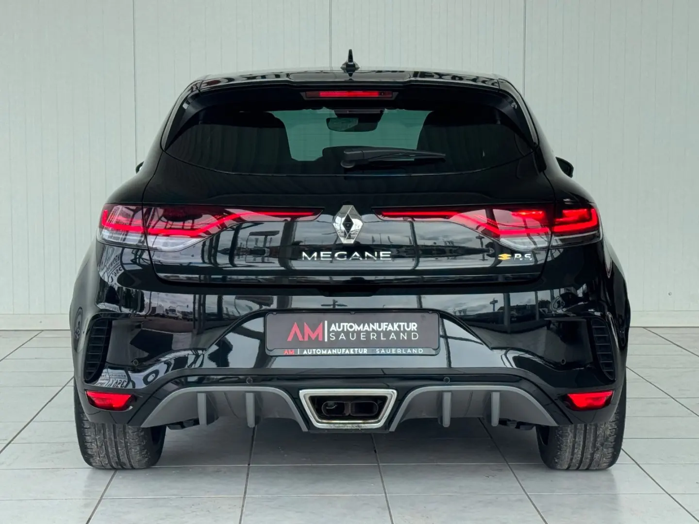 Megane R.S.  BOSE ACC R.S. Monitor 1.Hand