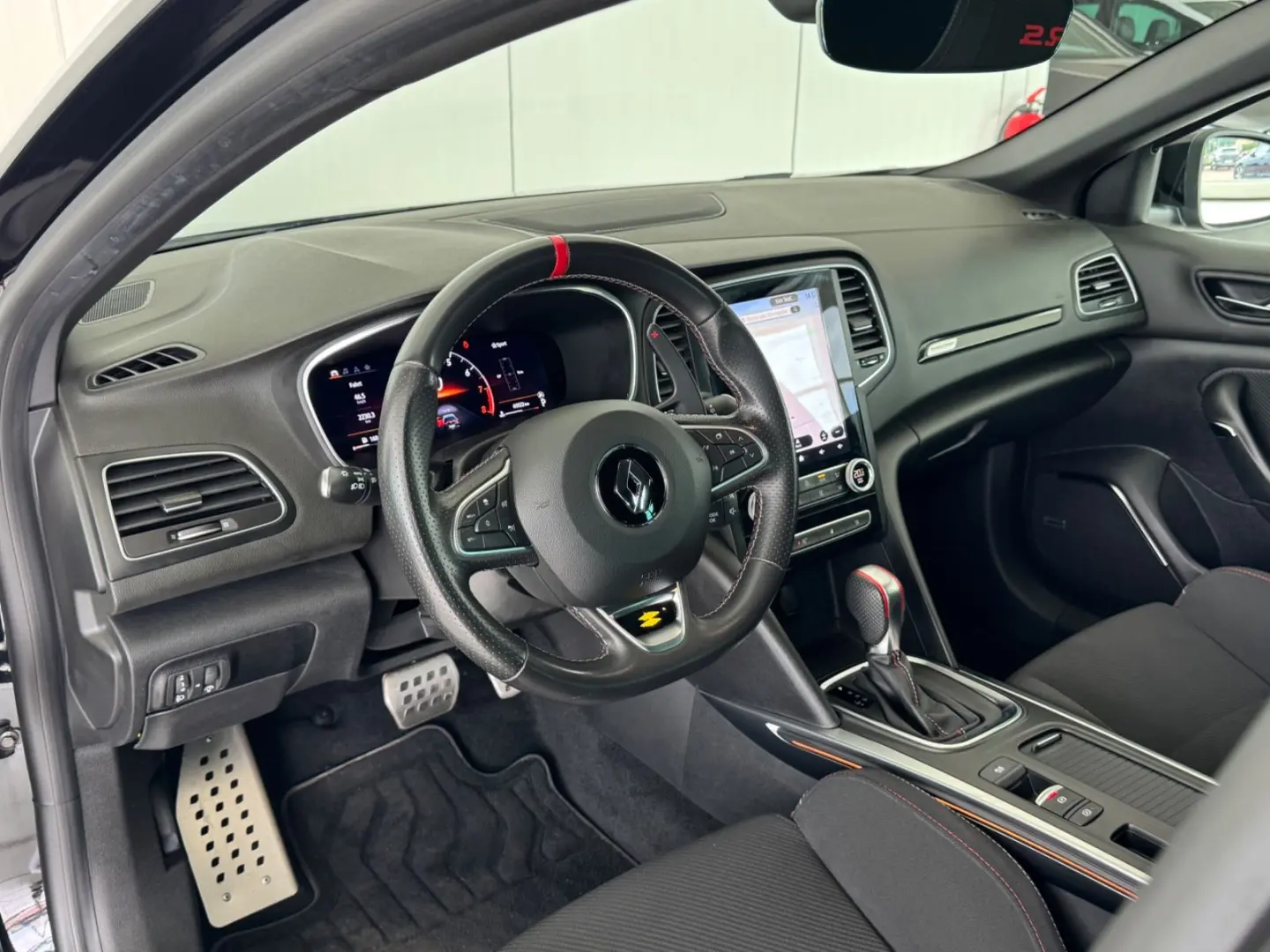 Megane R.S.  BOSE ACC R.S. Monitor 1.Hand