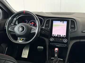 Megane R.S.  BOSE ACC R.S. Monitor 1.Hand