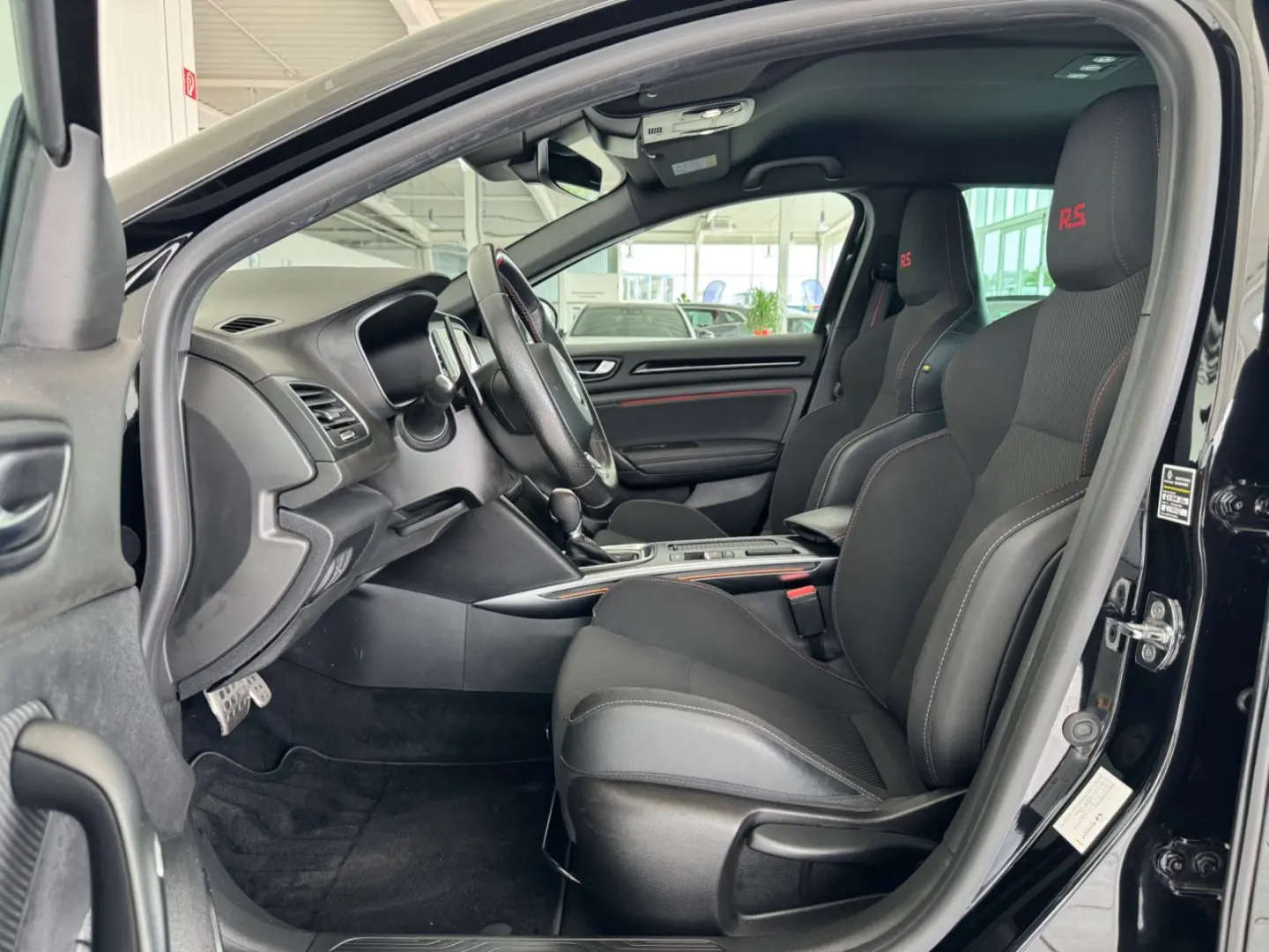 Megane R.S.  BOSE ACC R.S. Monitor 1.Hand