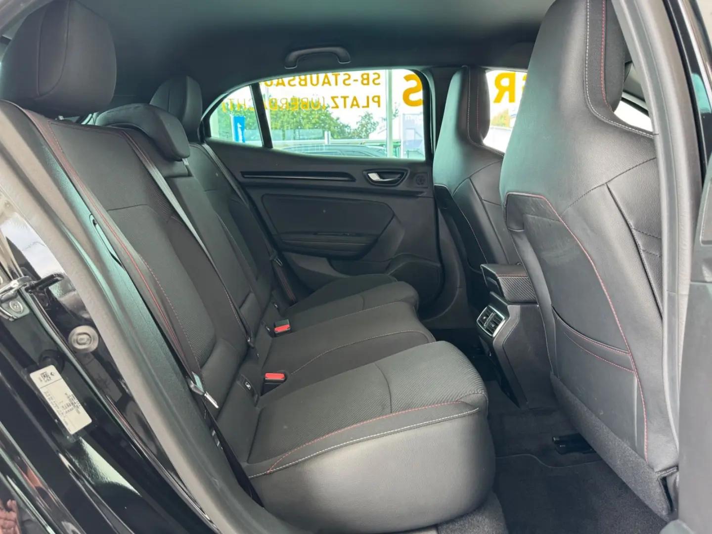 Megane R.S.  BOSE ACC R.S. Monitor 1.Hand