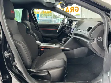 Megane R.S.  BOSE ACC R.S. Monitor 1.Hand