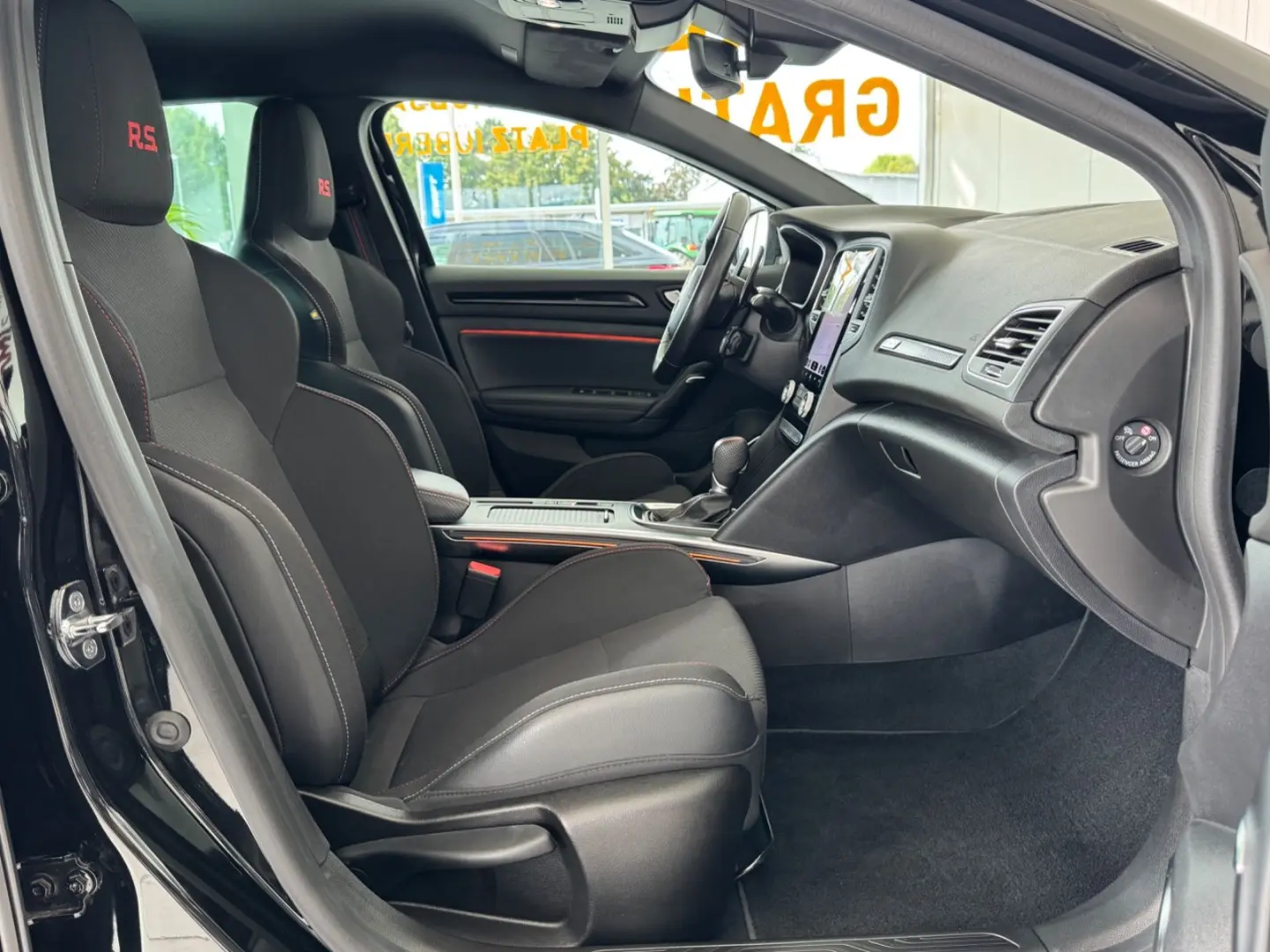 Megane R.S.  BOSE ACC R.S. Monitor 1.Hand