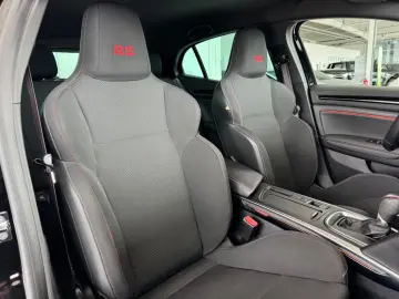 Megane R.S.  BOSE ACC R.S. Monitor 1.Hand