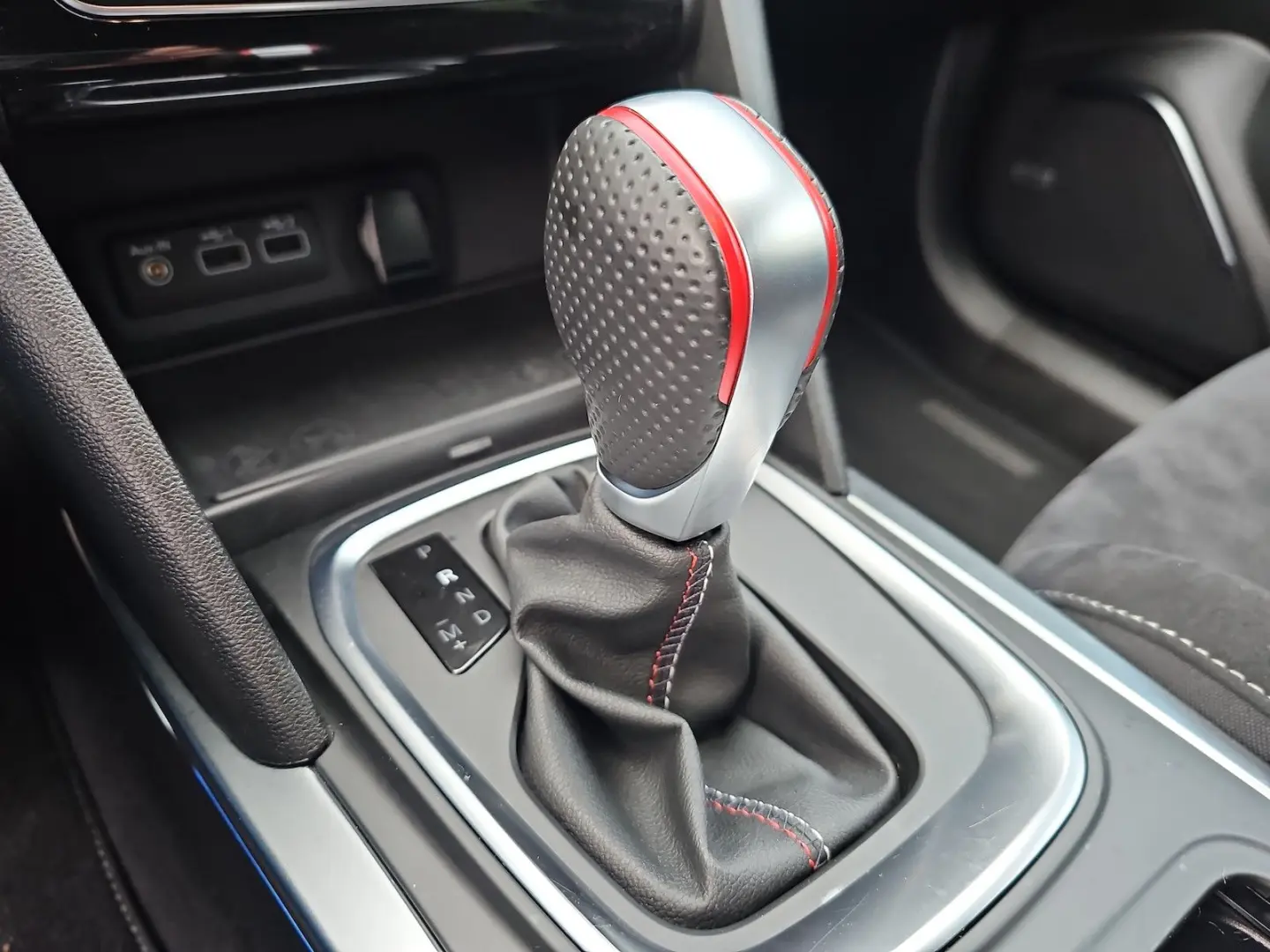 Megane R.S. Trophy Scheckheft gepf.TÜV AU NEU