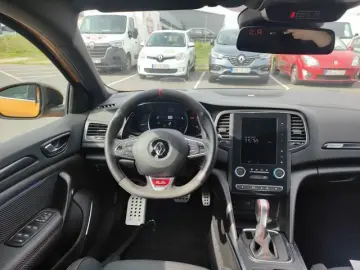 Megane R.S. Trophy TCe 300 HUD