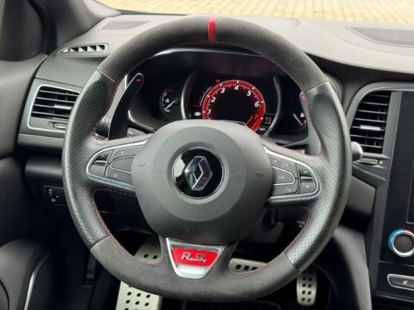 Megane IV R.S. 1.8 TCe 280 Energy