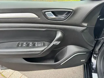 Megane IV Grandtour BOSE-Edition NAVI AUTOM. LED