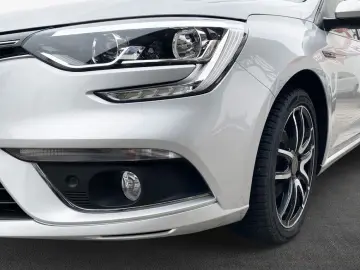 Megane Grandtour TCe 140 GPF BUSINESS EDITION
