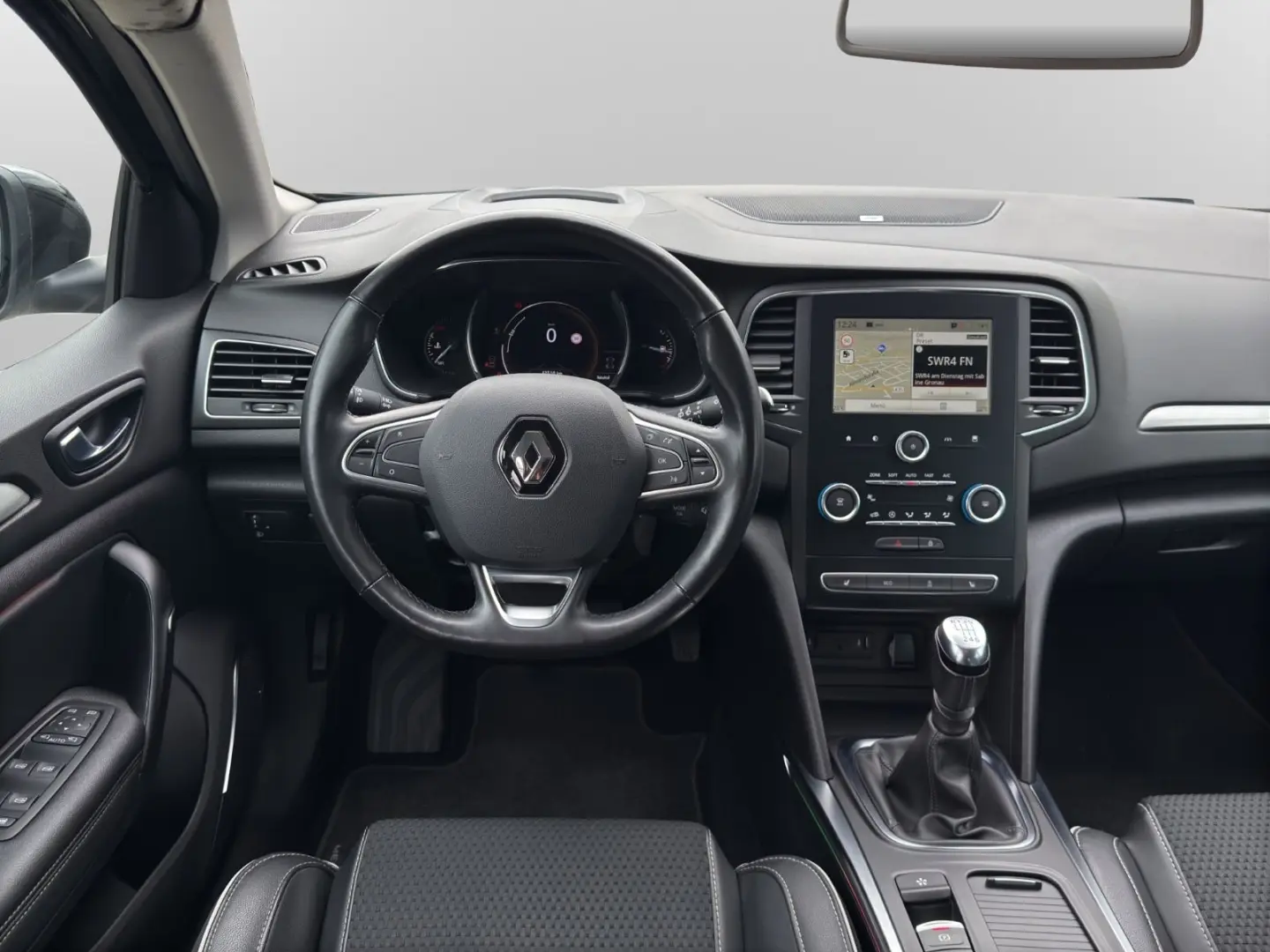 Megane TCe 140 GPF BOSE EDITION  HUD LED LNKRDHZ