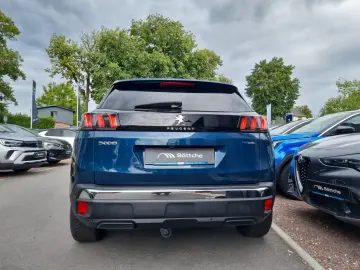 3008 Hybrid 225 Allure