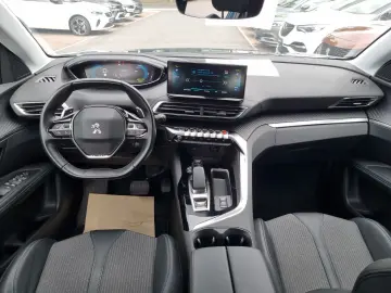 3008 Hybrid 225 Allure