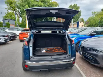 3008 Hybrid 225 Allure