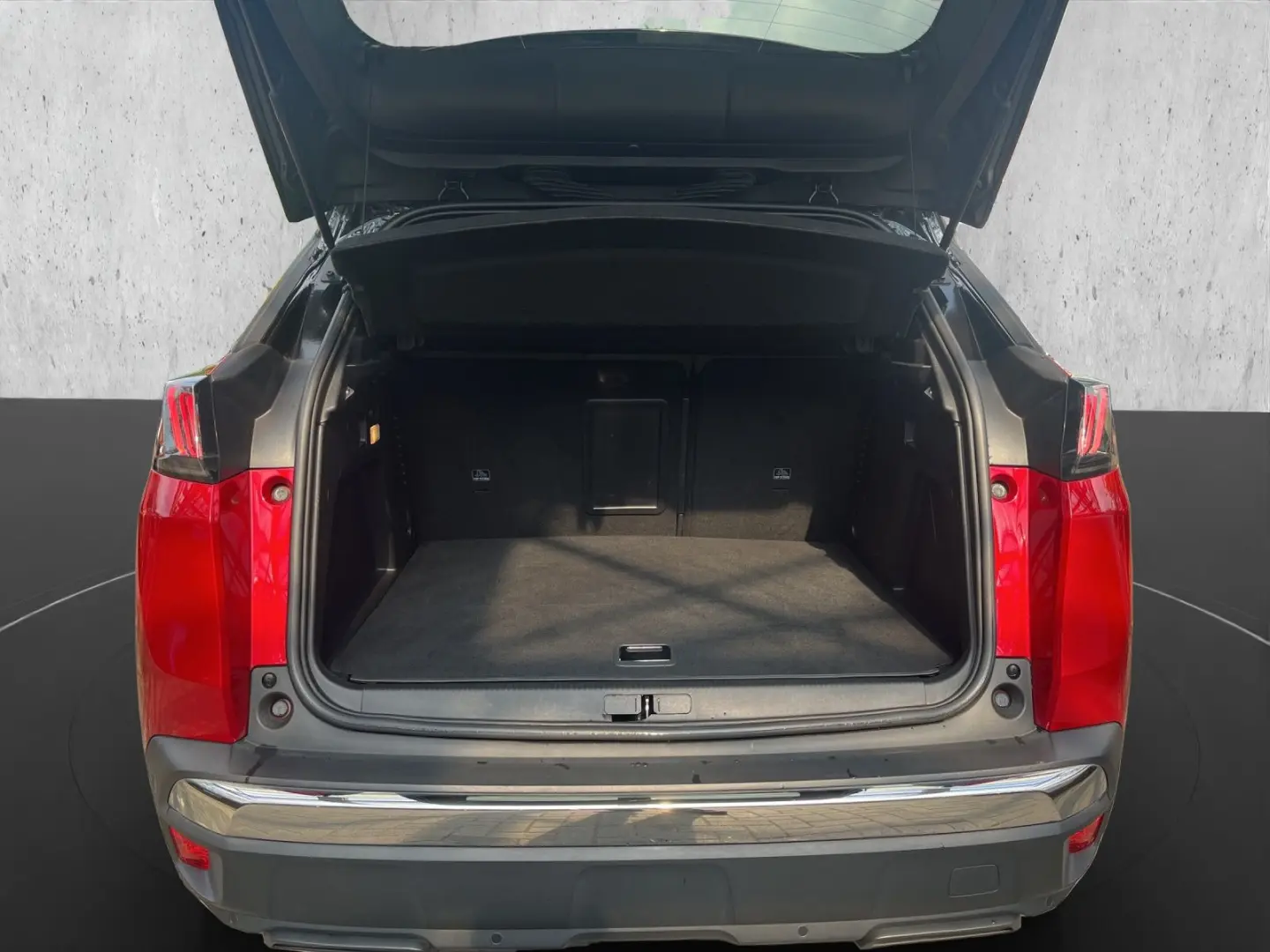 3008 Roadtrip Hybrid 225 Navi RFK SHZ