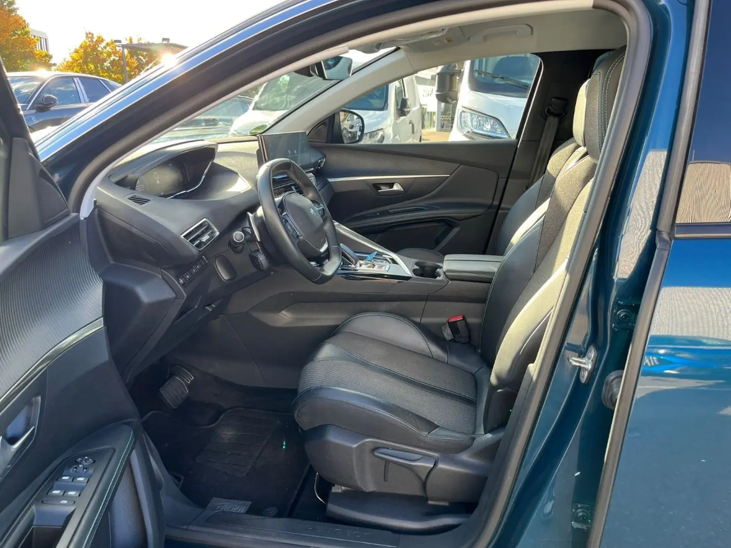 3008 Hybrid 225 Allure Navi Digitales Cockpit LE