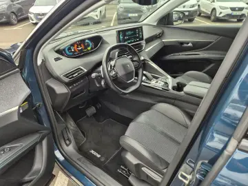 3008 Allure Pack PHEV 300 HYB4 SHZ 7 4 OBC Easy-