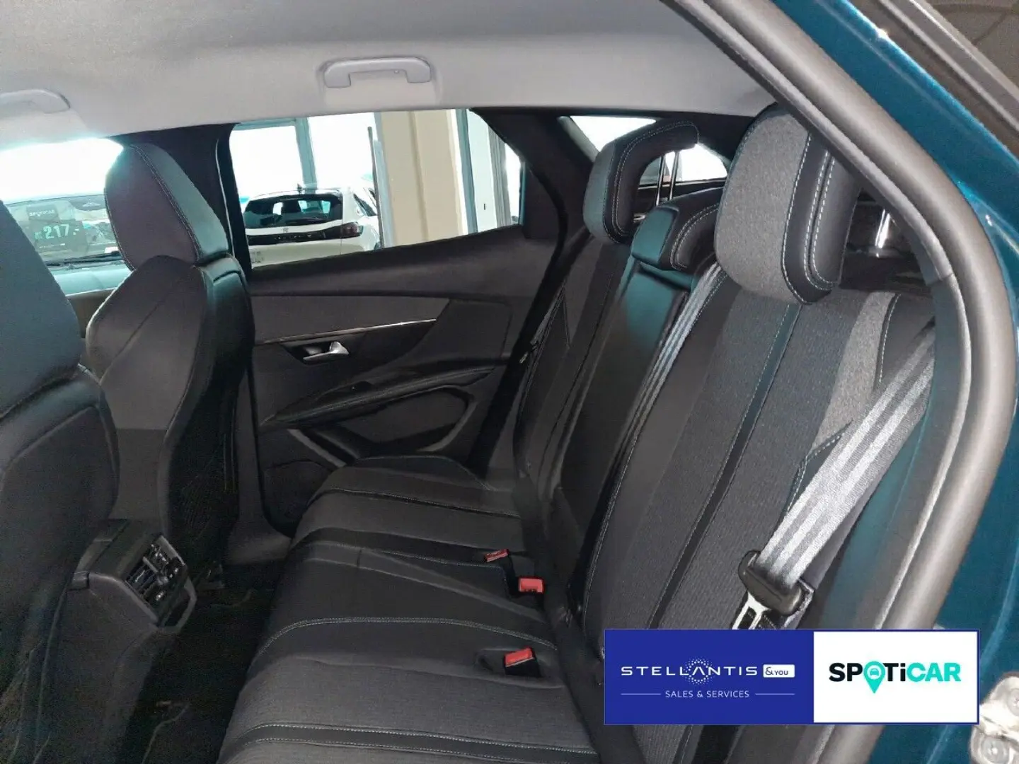 3008 Allure Pack Hybrid 225 Automatik  Navi  SHZ