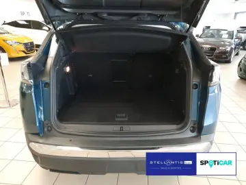 3008 Allure Pack Hybrid 225 Automatik  Navi  SHZ
