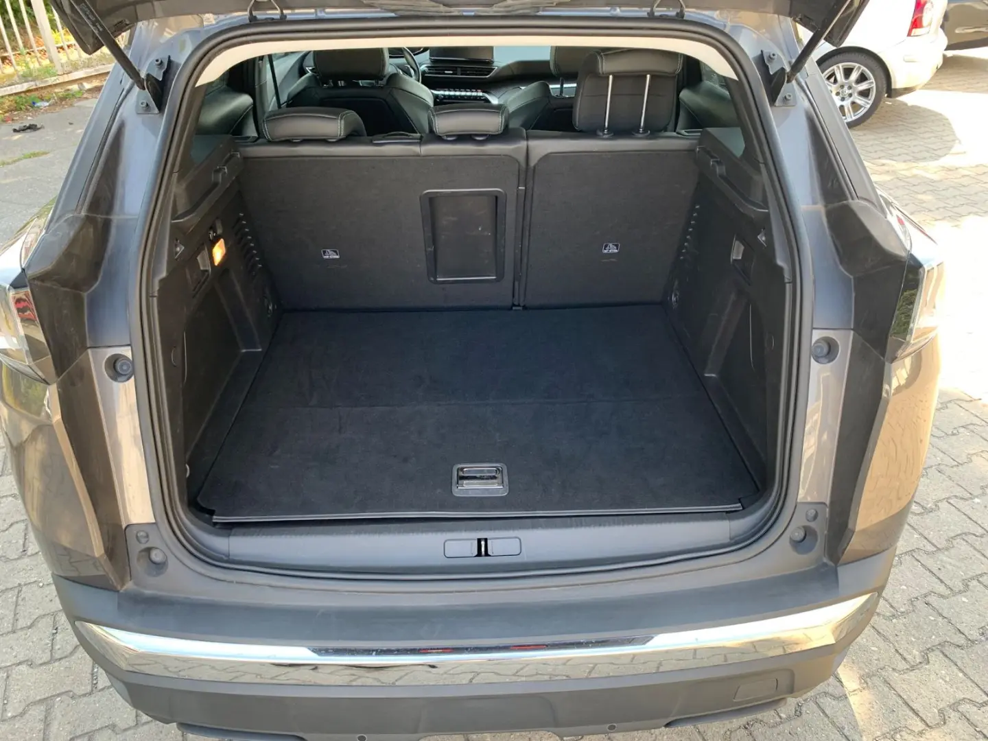 3008 Hybrid 225 Allure