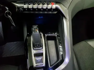 3008 1.5 BlueHDI GT-Line T-Leder Navi LED