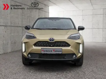 Yaris Cross 360 Grad SHZ KAMERA NAVI PDC ACC LED