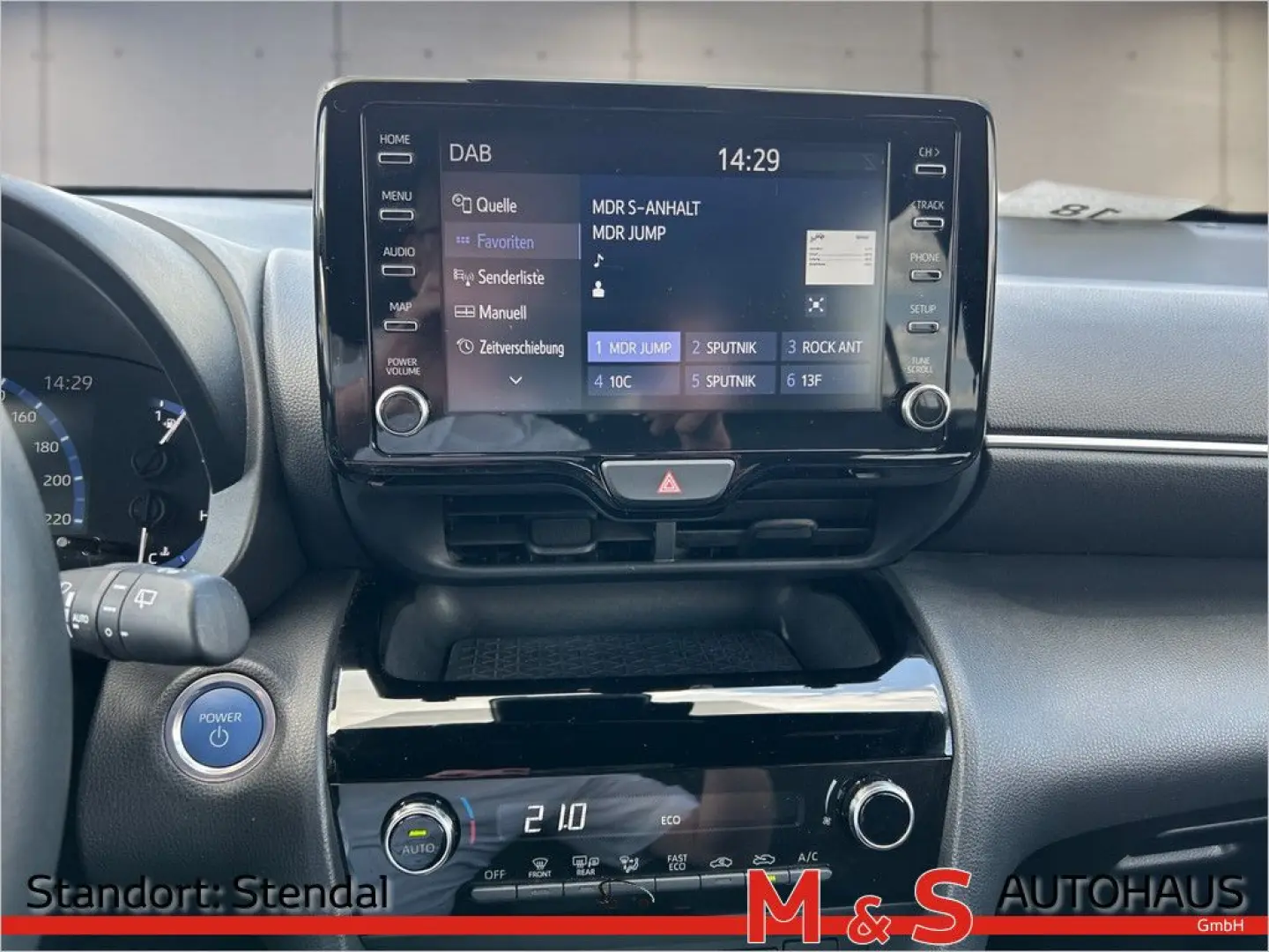 Yaris Cross 1.5 Hybrid Team D Allwetterr. KAMERA