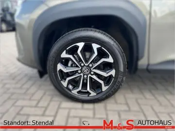 Yaris Cross 1.5 Hybrid Team D Allwetterr. KAMERA