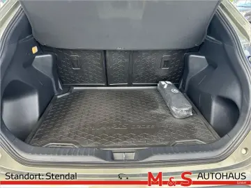 Yaris Cross 1.5 Hybrid Team D Allwetterr. KAMERA