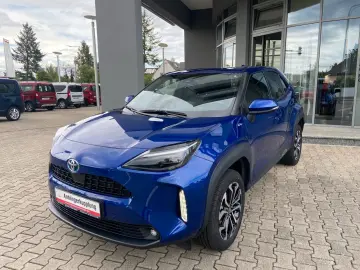 Yaris Cross Hybrid Team D 1.Hand AHK abn. PDCv h