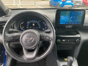 Yaris Cross Hybrid Team D 1.Hand AHK abn. PDCv h