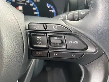 Yaris Cross Hybrid Team D 1.Hand AHK abn. PDCv h