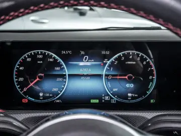 CLA 250 e Coupé AMG NIGHT SPUR PANO KAMERA SHZ
