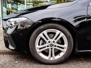 CLA 180 Coupé Advanced Spiegelpaket Kamera