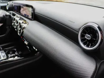 CLA 180 Coupé Advanced Spiegelpaket Kamera