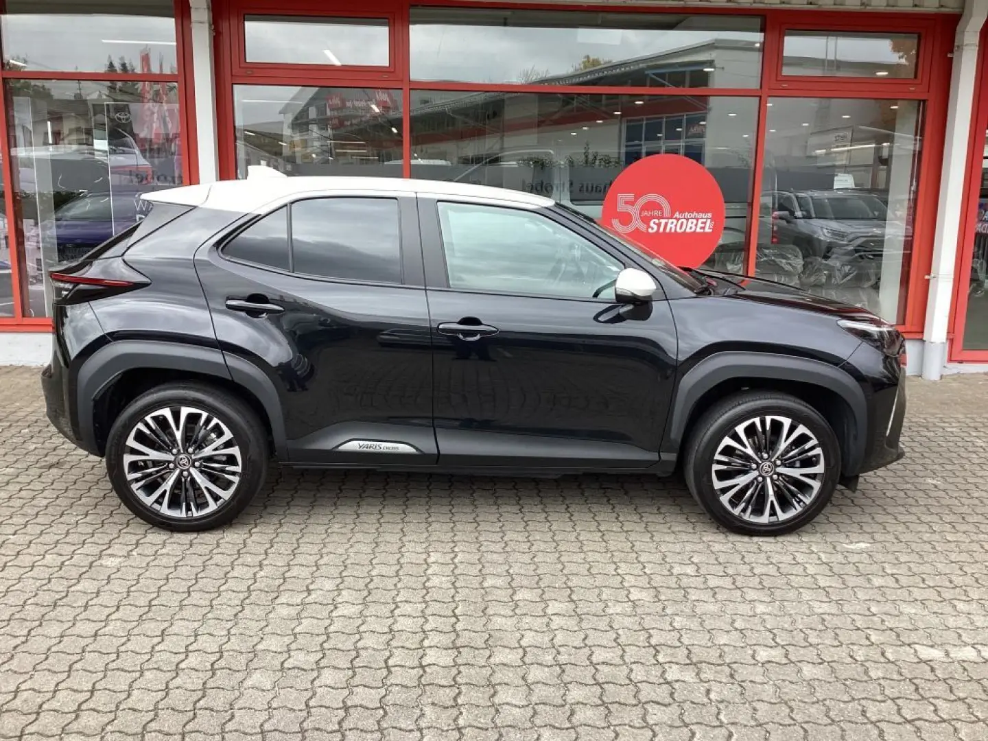 Yaris Cross Hybrid 1.5 Elegant NAVI   AHK   elek