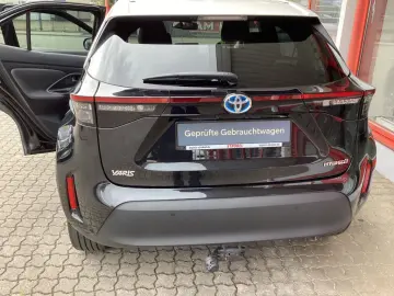 Yaris Cross Hybrid 1.5 Elegant NAVI   AHK   elek