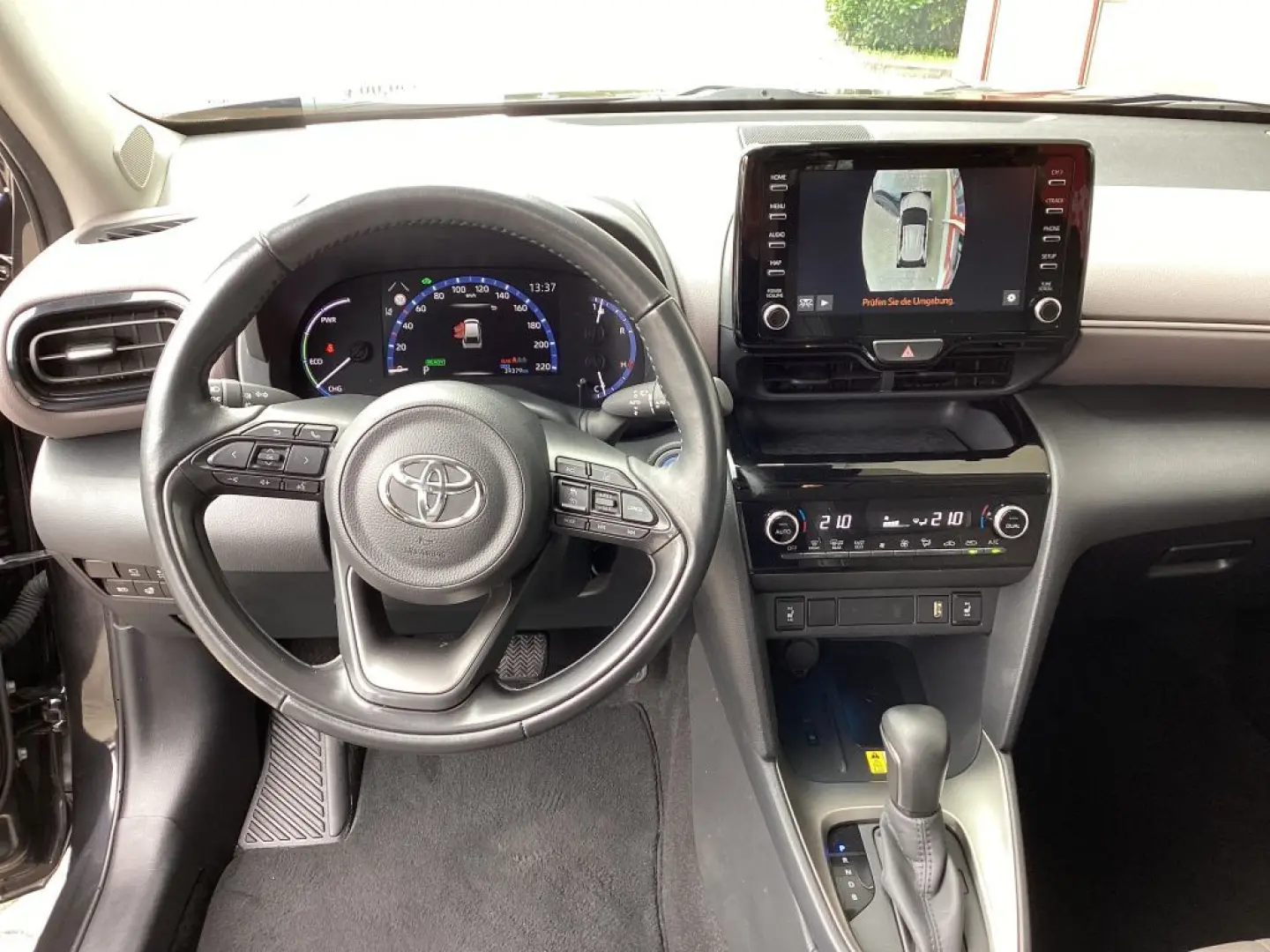 Yaris Cross Hybrid 1.5 Elegant NAVI   AHK   elek