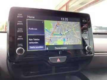 Yaris Cross Hybrid 1.5 Elegant NAVI   AHK   elek