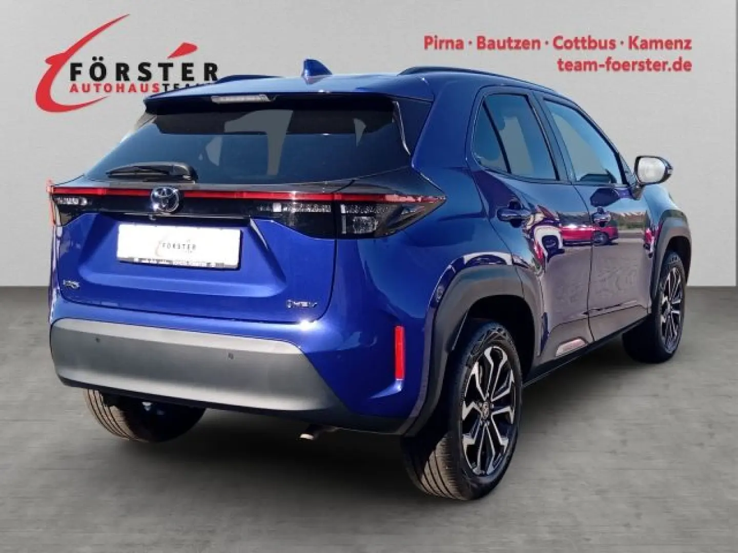 Yaris Cross 1.5 Hybrid Team D  SAFETY-P. WINT