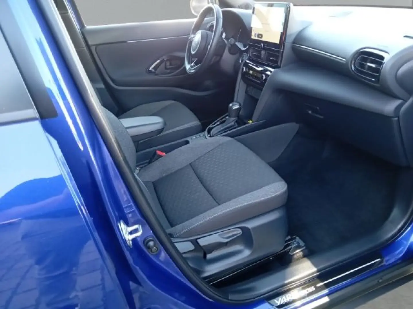 Yaris Cross 1.5 Hybrid Team D  SAFETY-P. WINT