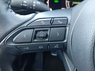 Yaris Cross 1.5 Hybrid Team D  SAFETY-P. WINT