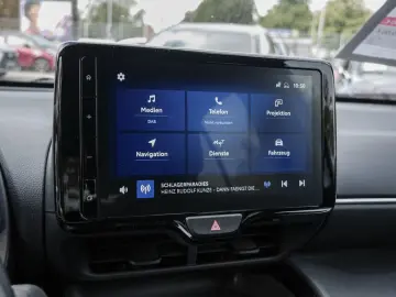 Yaris Cross 1.5 Hybrid FWD Team Deutschland LED