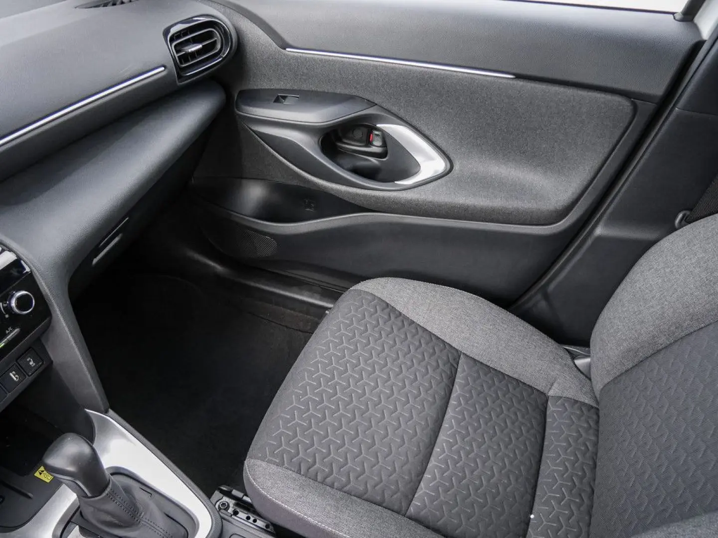 Yaris Cross 1.5 Hybrid FWD Team Deutschland LED