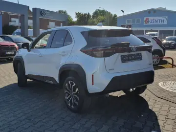Yaris Cross Hybrid 1.5 VVT-i Team Deutschland