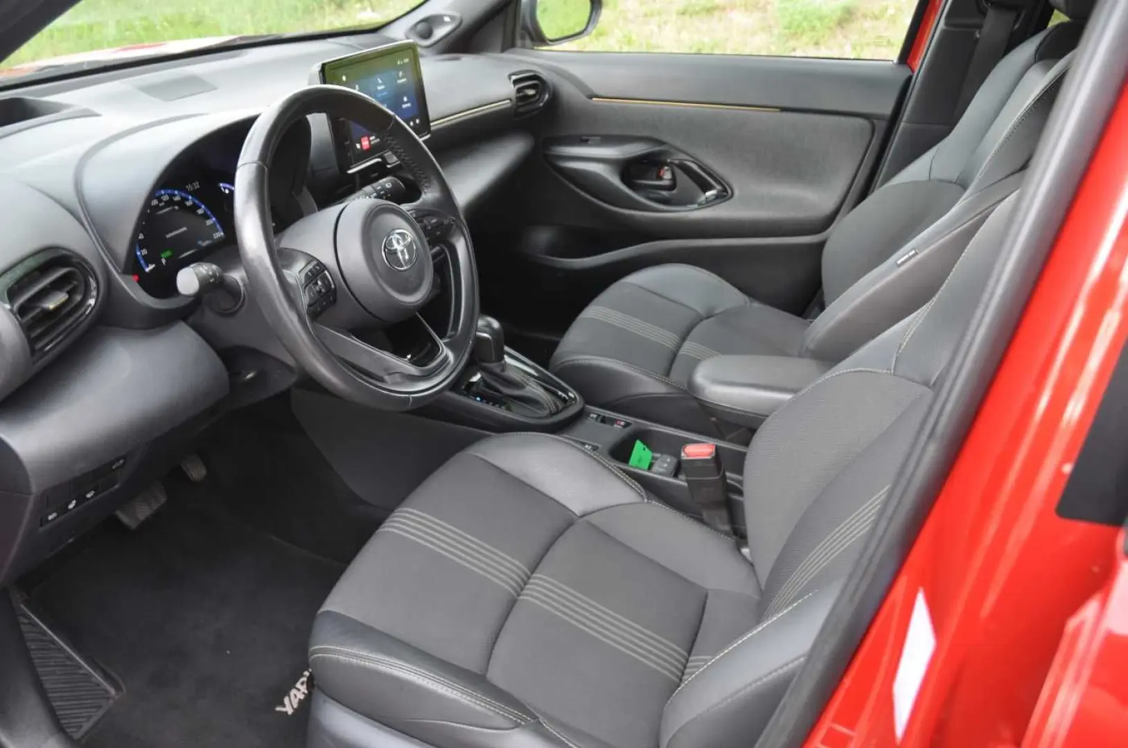 Yaris Cross Hybrid 1.5 VVT-i Adventure