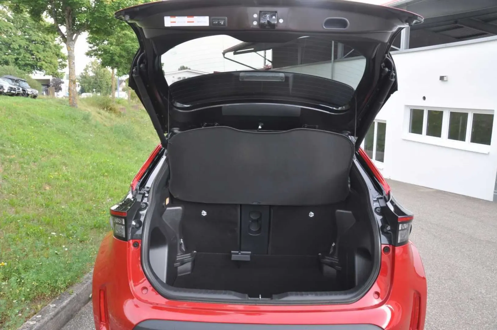Yaris Cross Hybrid 1.5 VVT-i Adventure