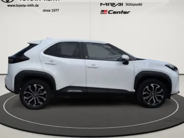 Yaris Cross Hybrid FWD Team Deutschland 1.5 VVT-