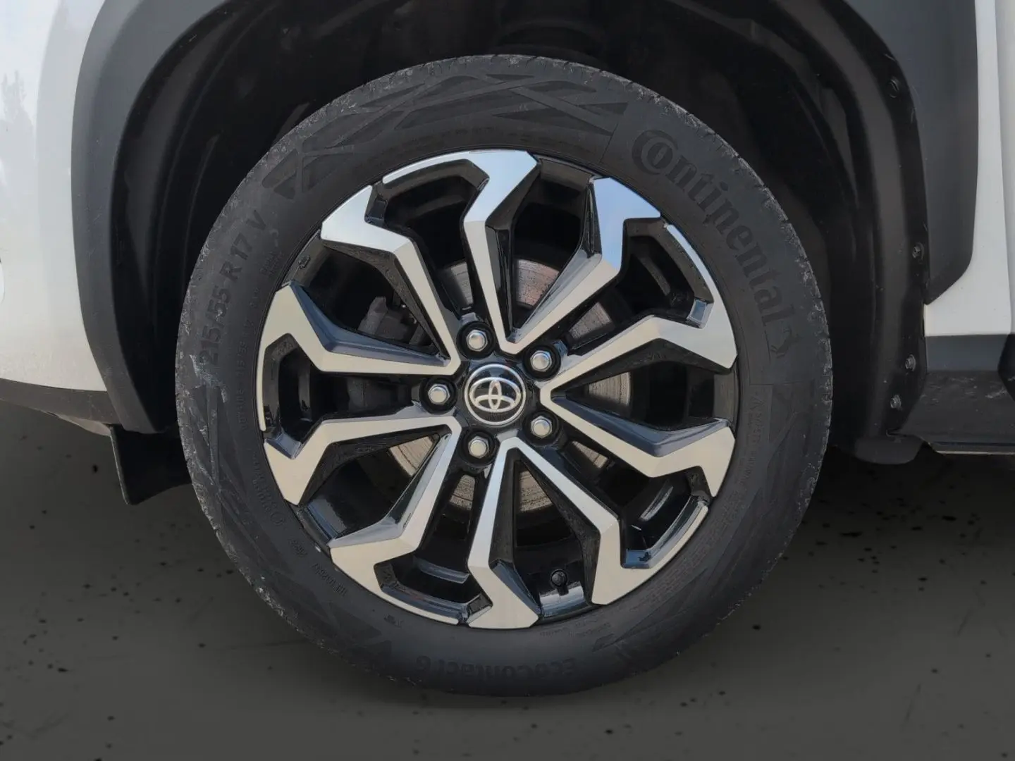 Yaris Cross Hybrid FWD Team Deutschland 1.5 VVT-