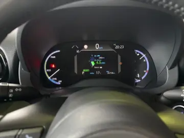 Yaris Cross Hybrid 1.5 VVT-i Adventure