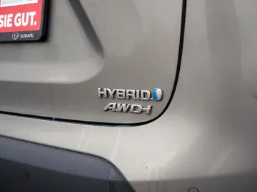 Yaris Cross Hybrid 4x4 Style HUD PANO LED PDC
